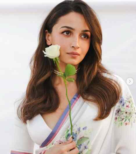 Alia Bhatt Net Worth